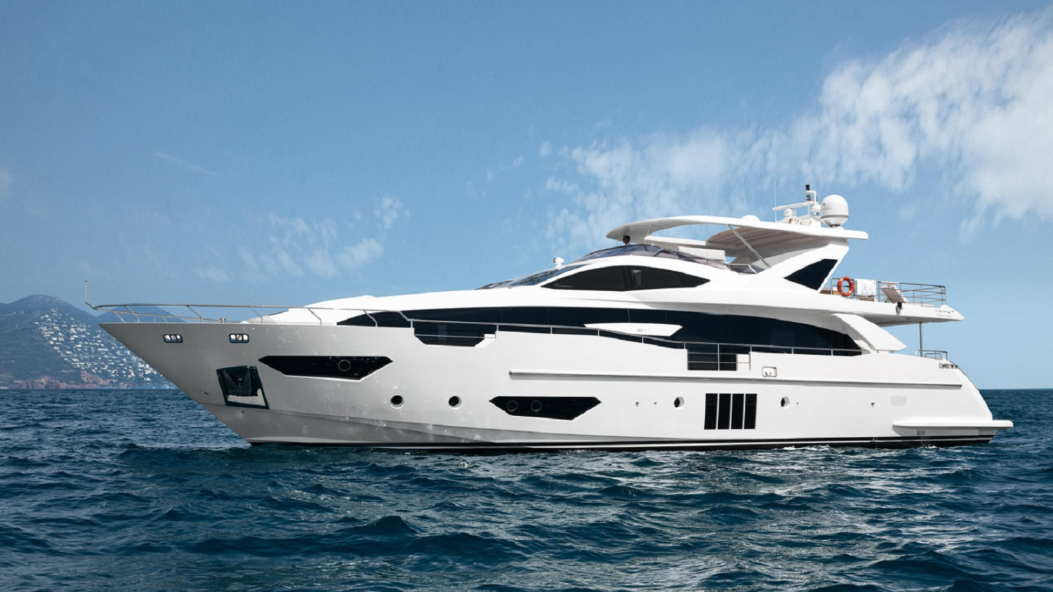 2019 AZIMUT GRANDE 30 METRI