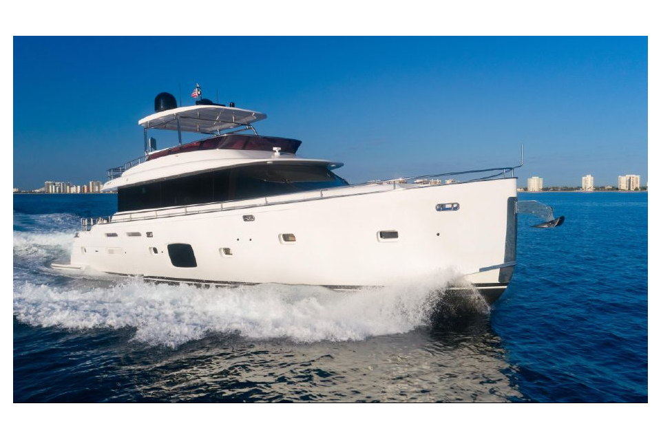 2013 AZIMUT MAGELLANO 76