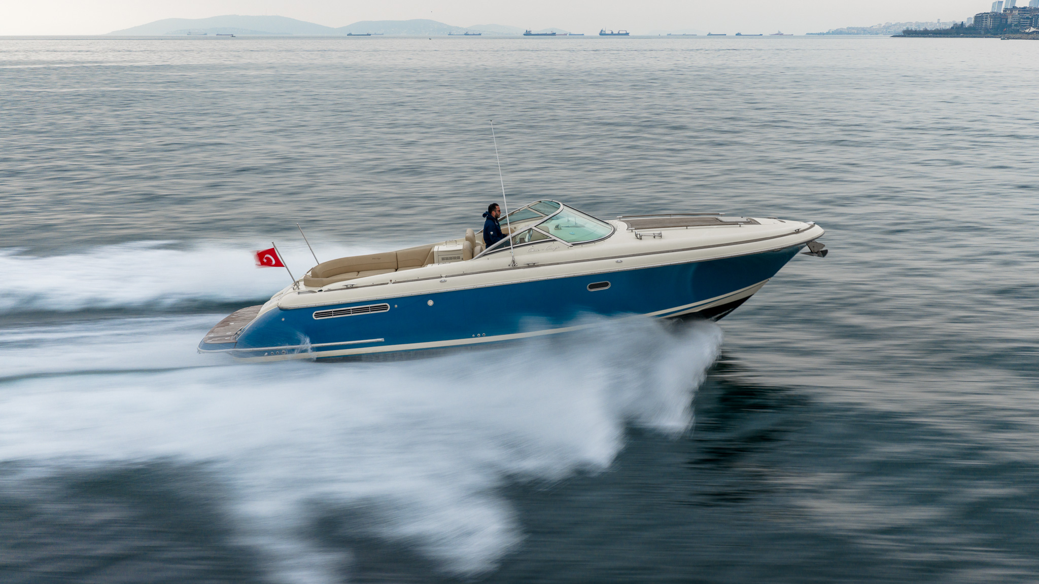 2010 CHRIS CRAFT CORSAIR 36 HERITAGE EDITION