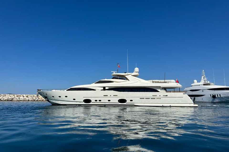 2008 FERRETTI CUSTOM LINE 112NEXT